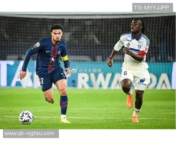 巴黎防线失误频频潘尼切利再进一球斯特拉斯堡扩大领先优势 巴黎防线失误频频潘尼切利再进一球斯特拉斯堡扩大领先优势