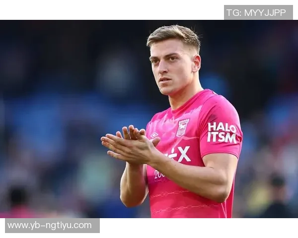 切尔西发布海报热身联赛杯对阵狼队德拉普独自亮相引关注